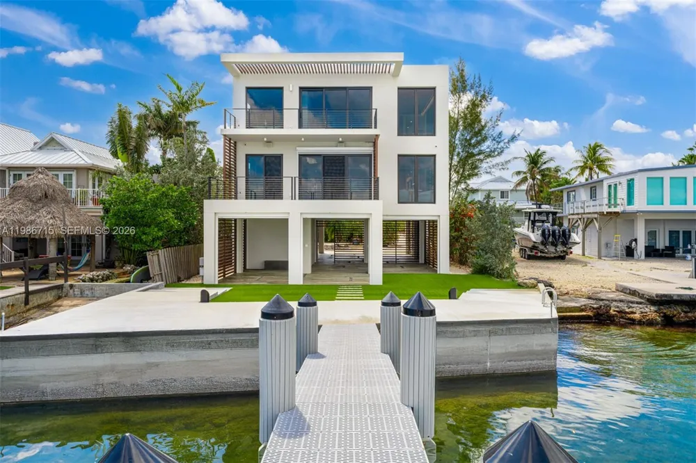 21 Stillwright Way Key Largo, FL 33037