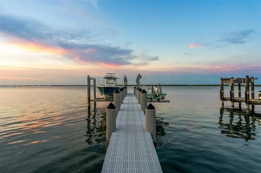 21 Stillwright Way Key Largo, FL 33037