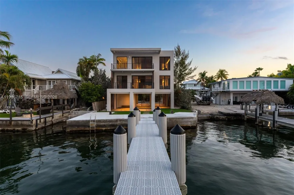 21 Stillwright Way Key Largo, FL 33037