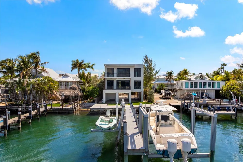 21 Stillwright Way Key Largo, FL 33037