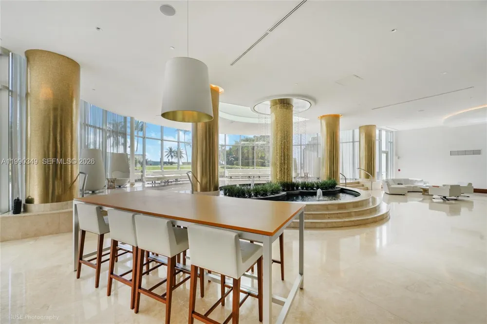 5161 Collins Ave #1508 Miami Beach, FL 33140