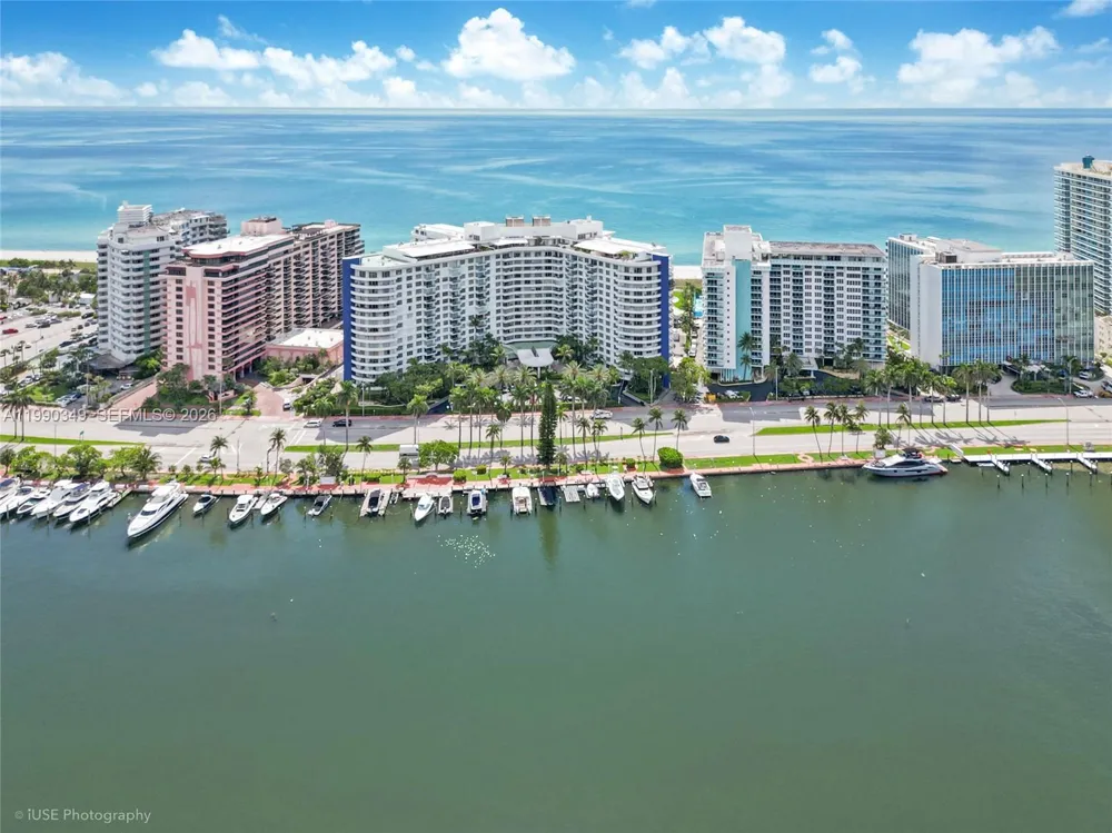 5161 Collins Ave #1508 Miami Beach, FL 33140