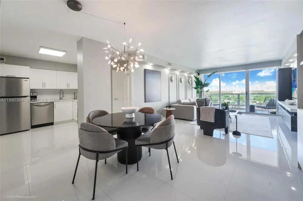 5161 Collins Ave #1508 Miami Beach, FL 33140