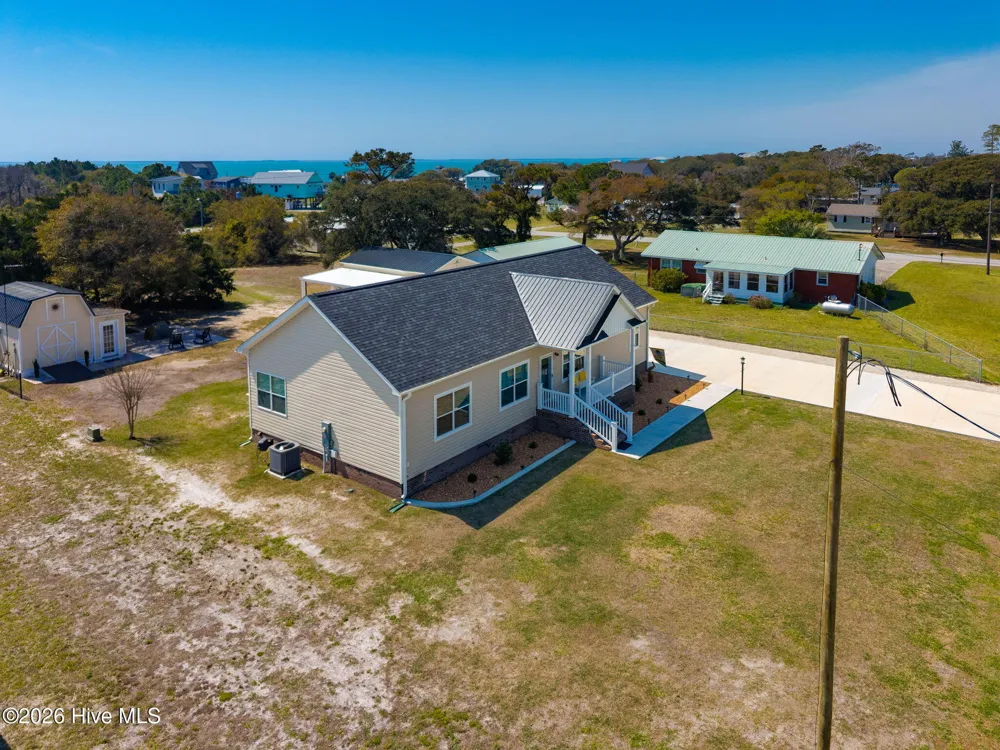204 Nelson Street Harkers Island, NC 28531