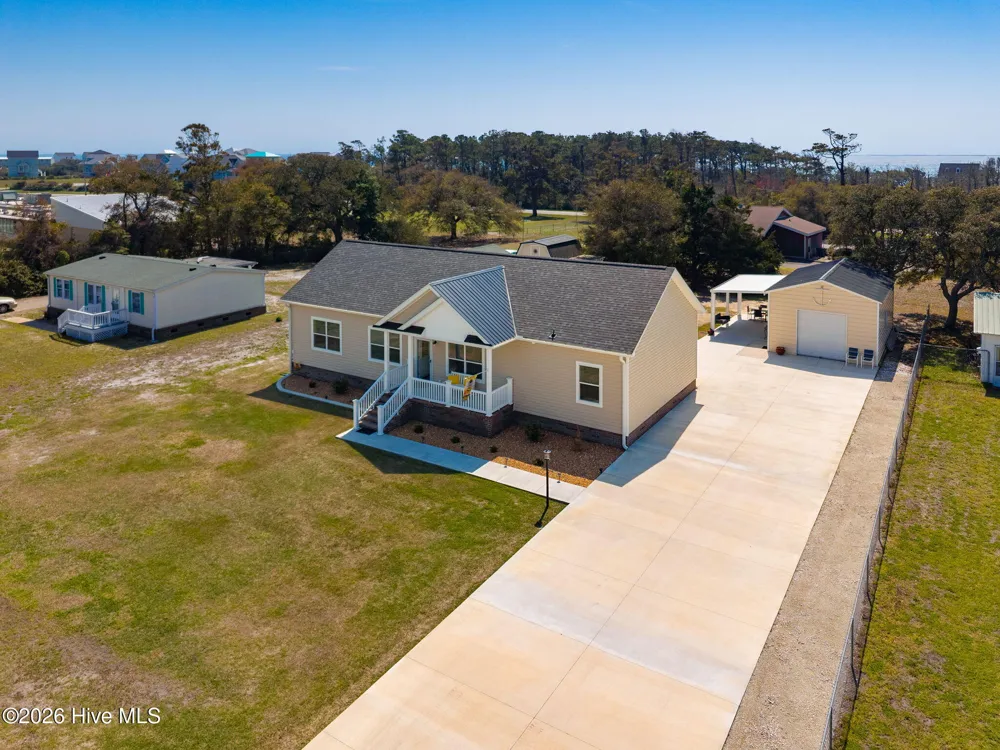 204 Nelson Street Harkers Island, NC 28531