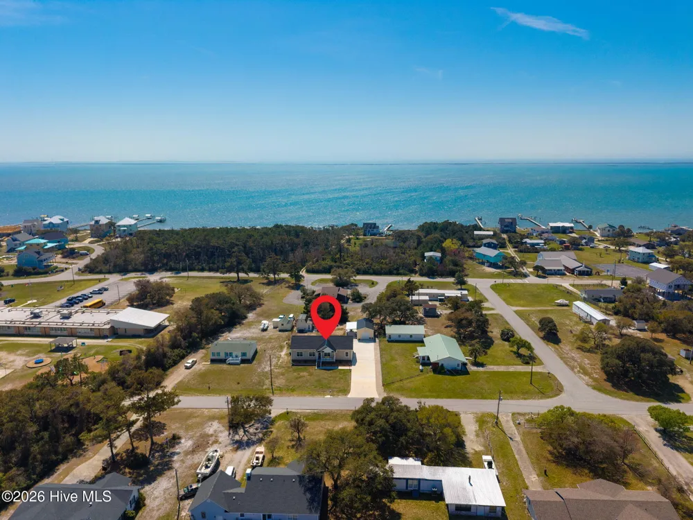204 Nelson Street Harkers Island, NC 28531