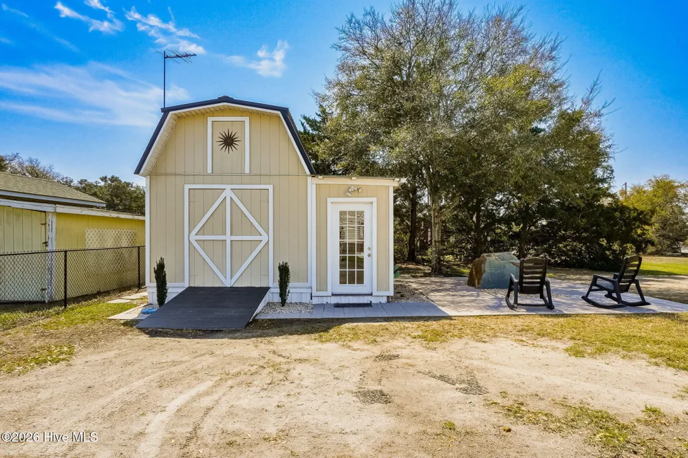 204 Nelson Street Harkers Island, NC 28531