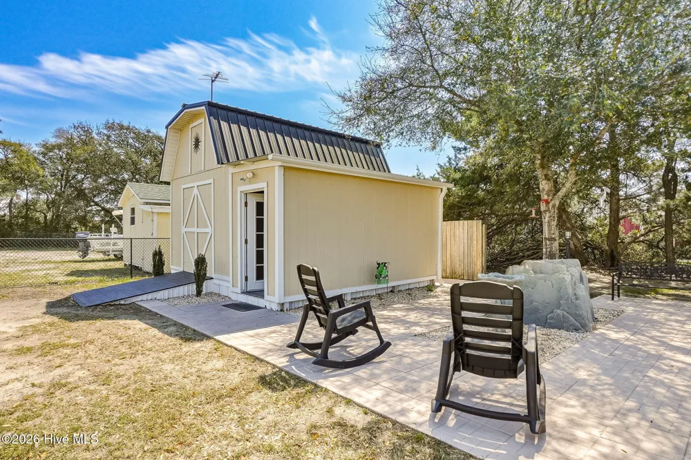 204 Nelson Street Harkers Island, NC 28531