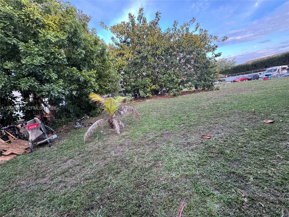 7471 SW 10th Ct #102D North Lauderdale, FL 33068