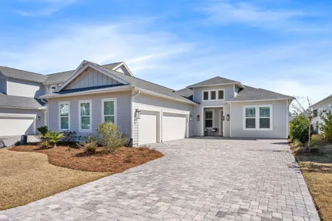 425 Lafayette Road