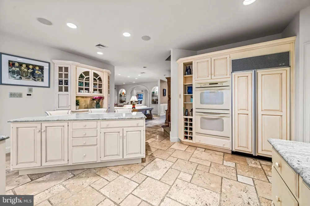 7 MERCER GATE DRIVE Doylestown, PA 18901