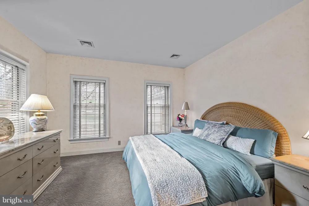 7 MERCER GATE DRIVE Doylestown, PA 18901