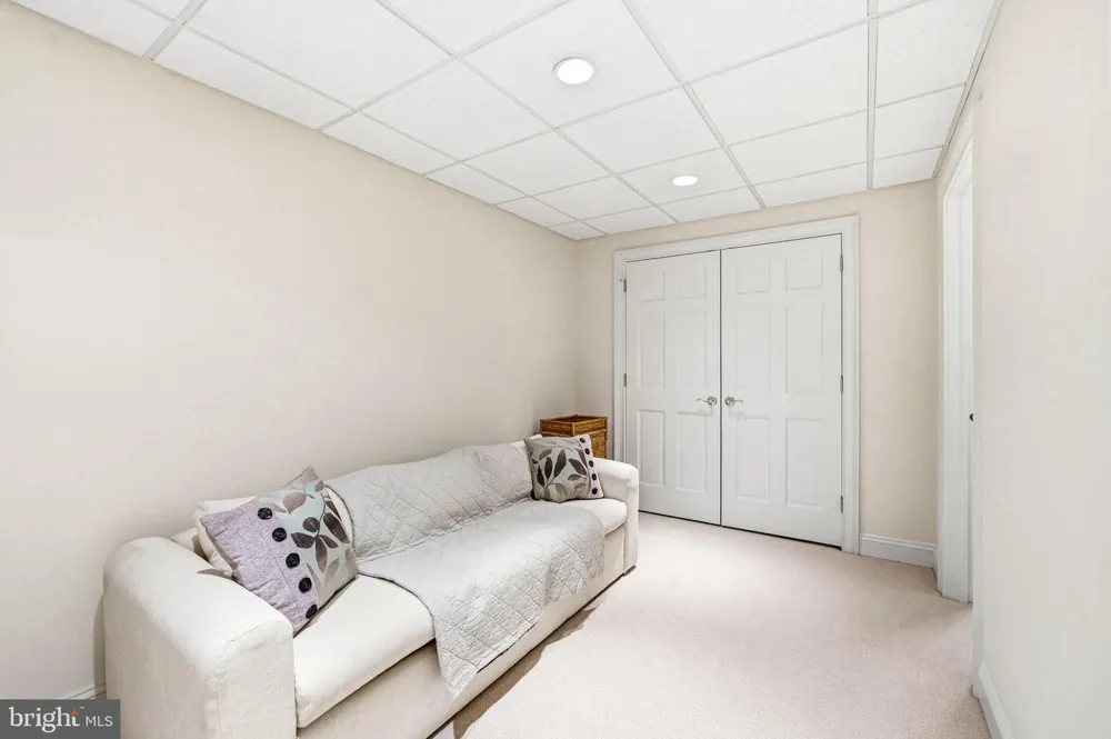 7 MERCER GATE DRIVE Doylestown, PA 18901
