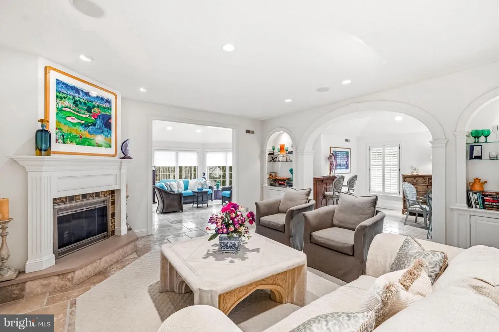 7 MERCER GATE DRIVE Doylestown, PA 18901