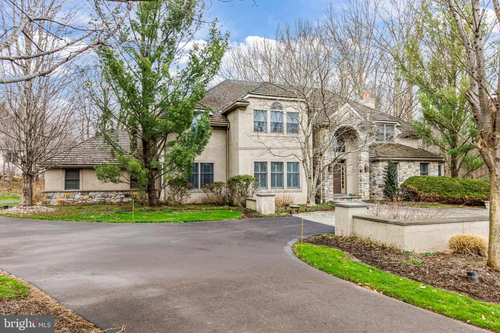 7 MERCER GATE DRIVE Doylestown, PA 18901