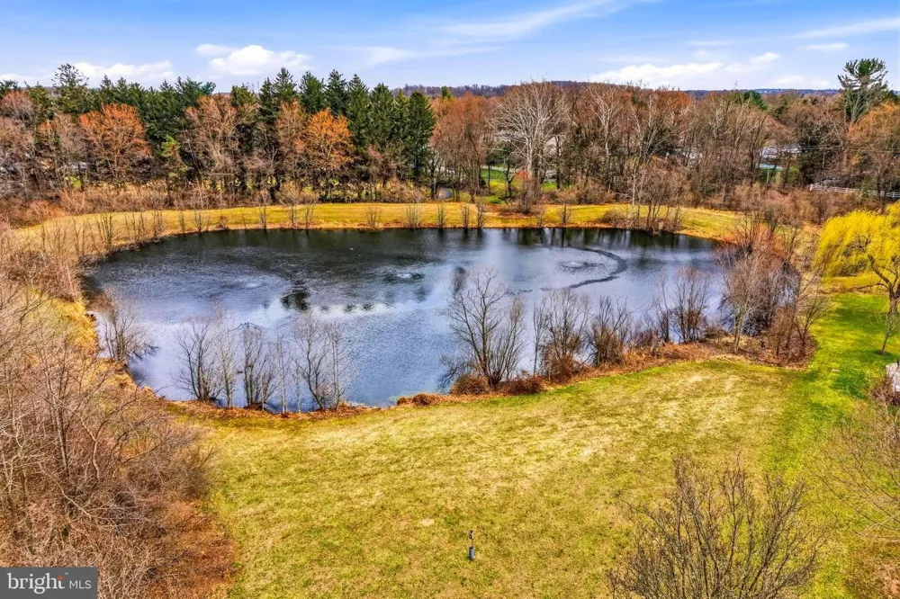 7 MERCER GATE DRIVE Doylestown, PA 18901