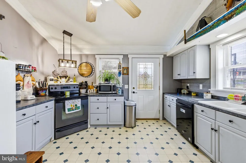 214 CHAPEL ROAD Stanley, VA 22851