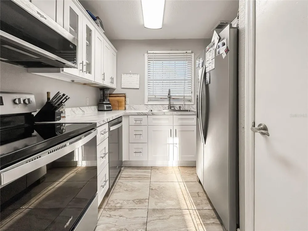 13706 ORANGE SUNSET DRIVE #53G Tampa, FL 33618