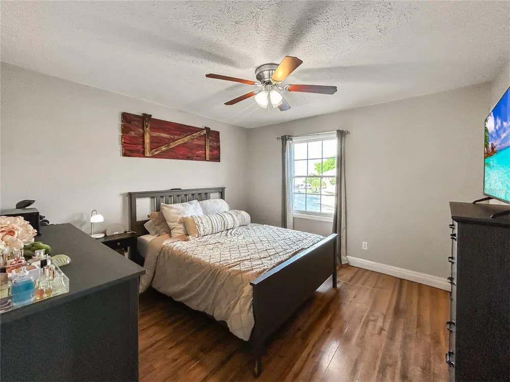 13706 ORANGE SUNSET DRIVE #53G Tampa, FL 33618