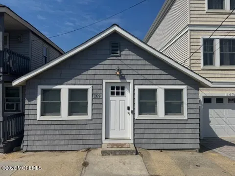 169 1st Avenue #2