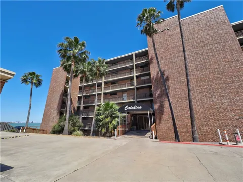 4334 Ocean Drive #504