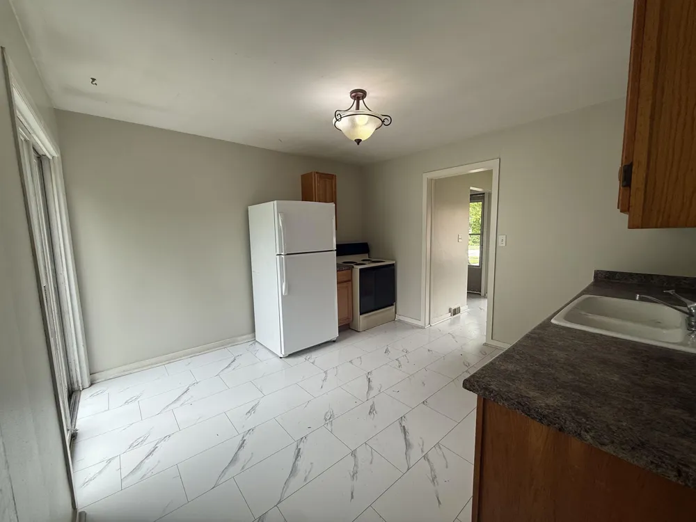 905 E High Mt Pleasant City, MI 48858