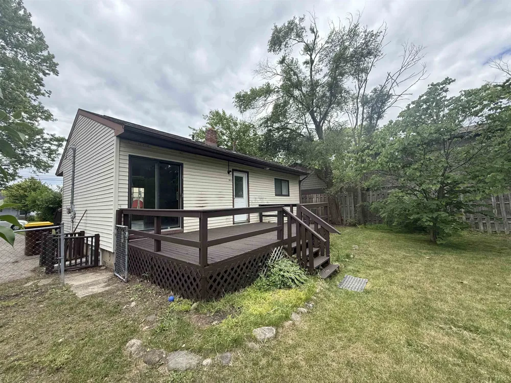 905 E High Mt Pleasant City, MI 48858