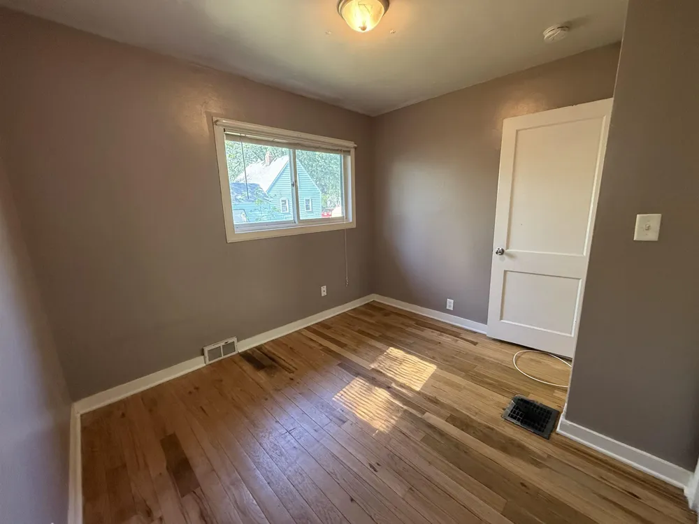 905 E High Mt Pleasant City, MI 48858