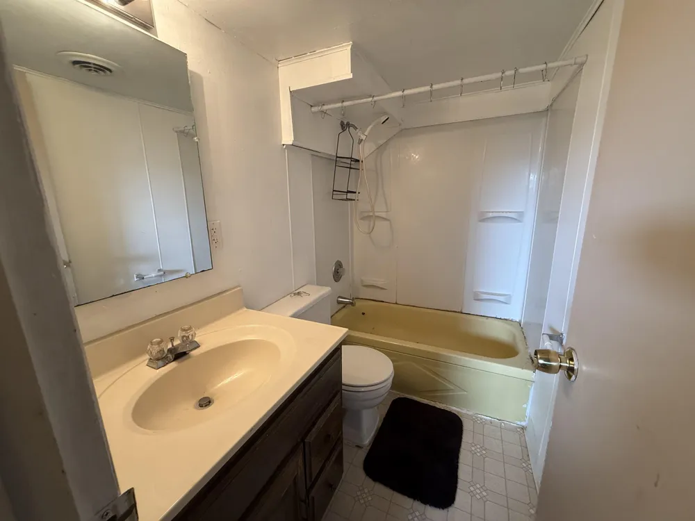905 E High Mt Pleasant City, MI 48858