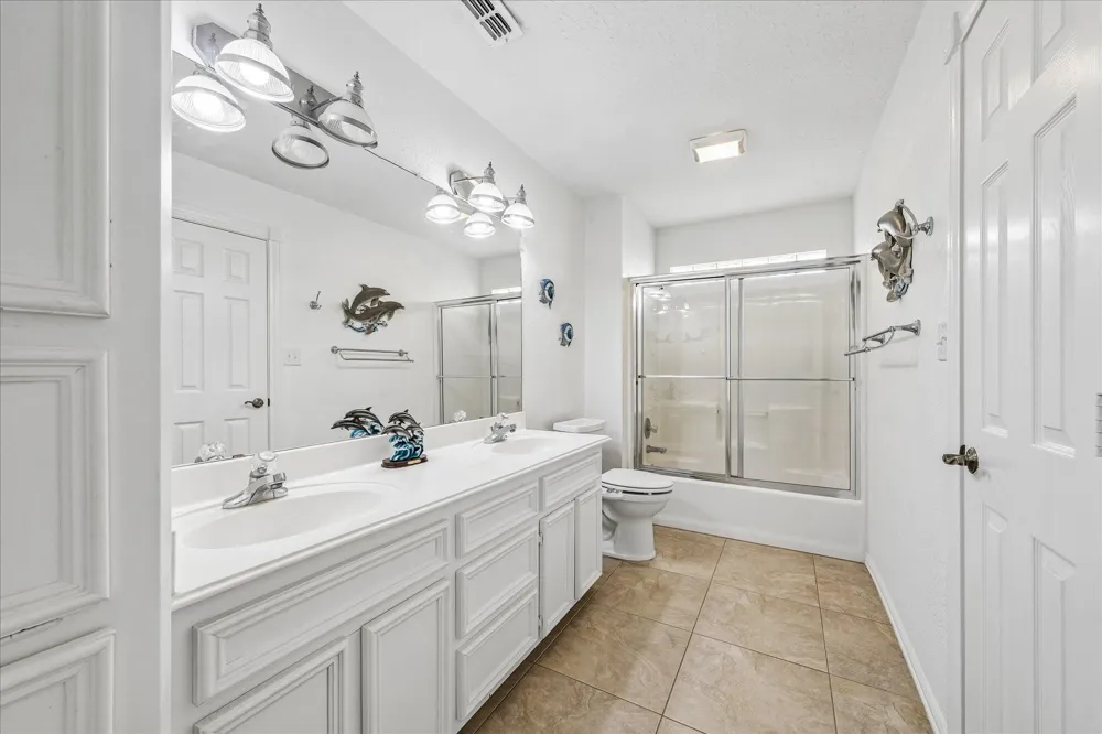 209 Bora Bora Drive Tiki Island, TX 77554