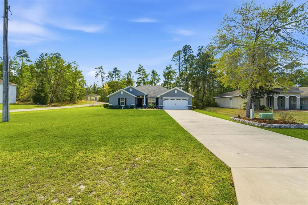 47 VILLAGE CENTER DRIVE Homosassa, FL 34446