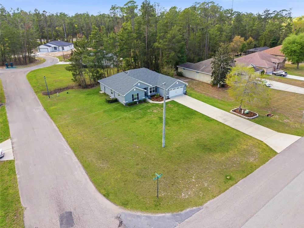 47 VILLAGE CENTER DRIVE Homosassa, FL 34446