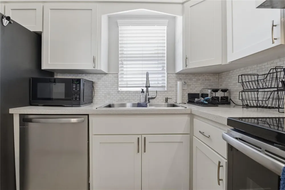 7540 BAY ISLAND DRIVE S #251 South Pasadena, FL 33707