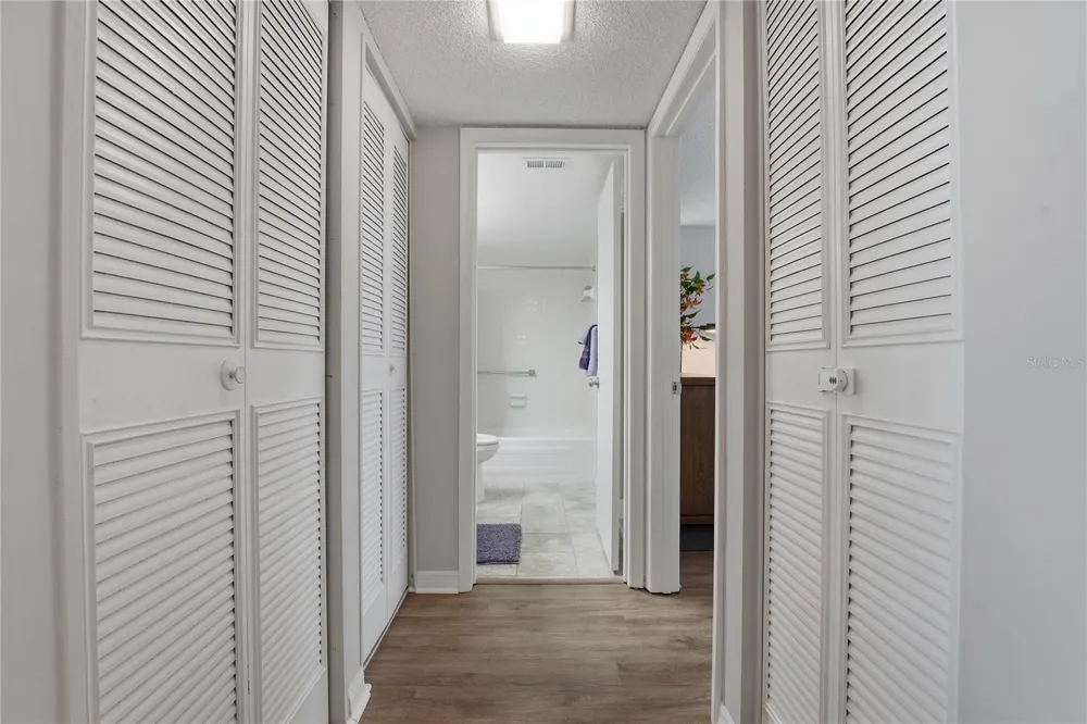 7540 BAY ISLAND DRIVE S #251 South Pasadena, FL 33707