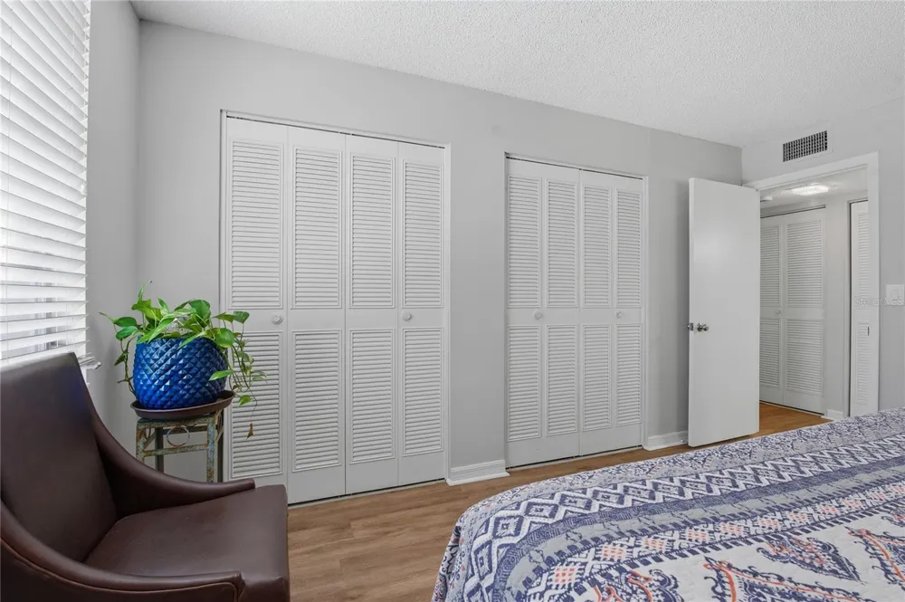 7540 BAY ISLAND DRIVE S #251 South Pasadena, FL 33707