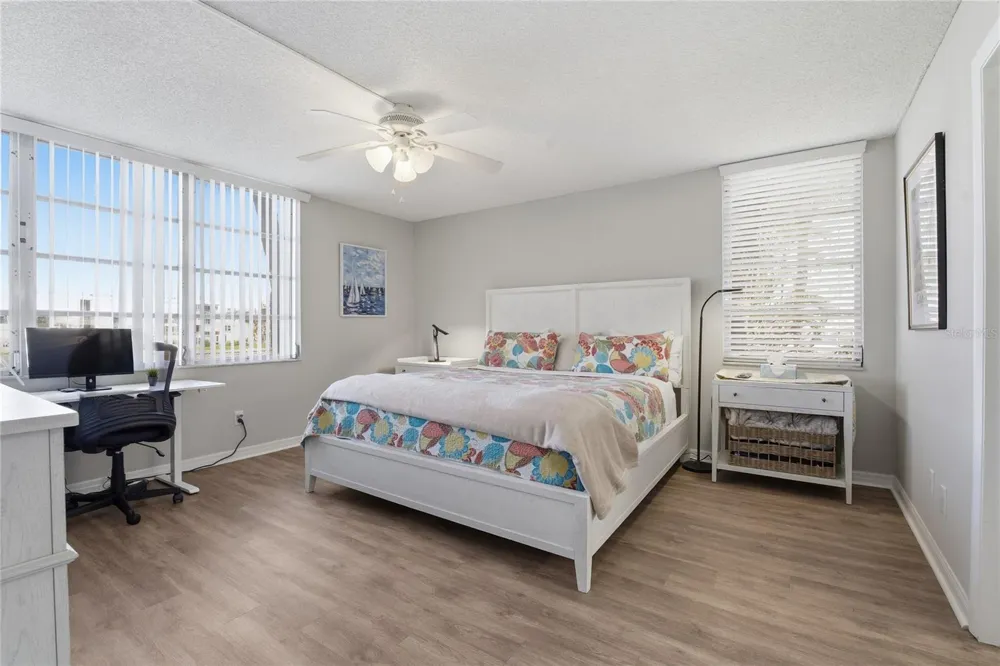 7540 BAY ISLAND DRIVE S #251 South Pasadena, FL 33707