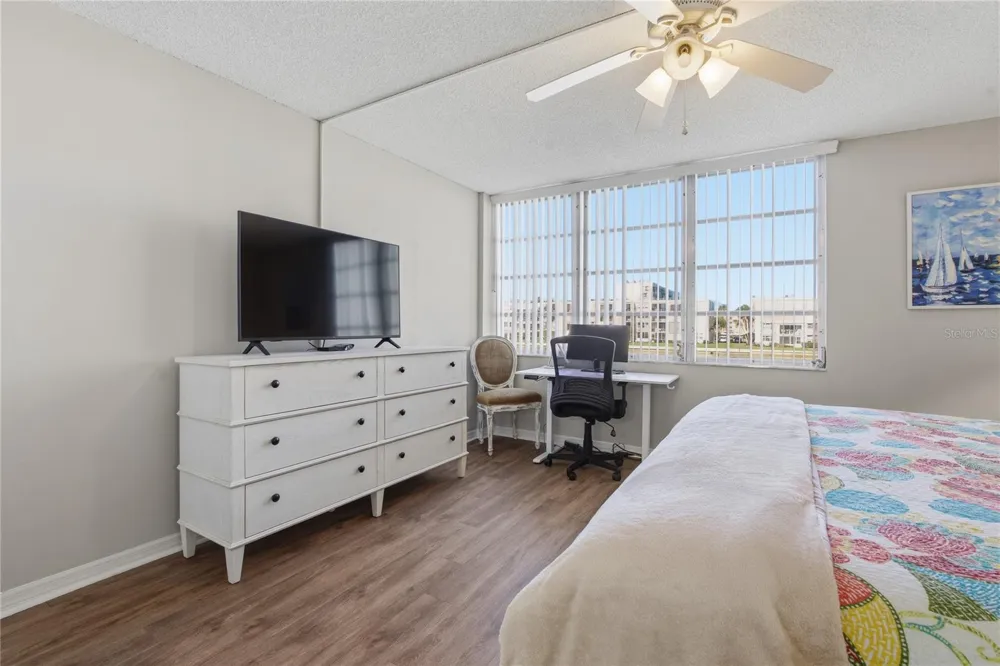 7540 BAY ISLAND DRIVE S #251 South Pasadena, FL 33707