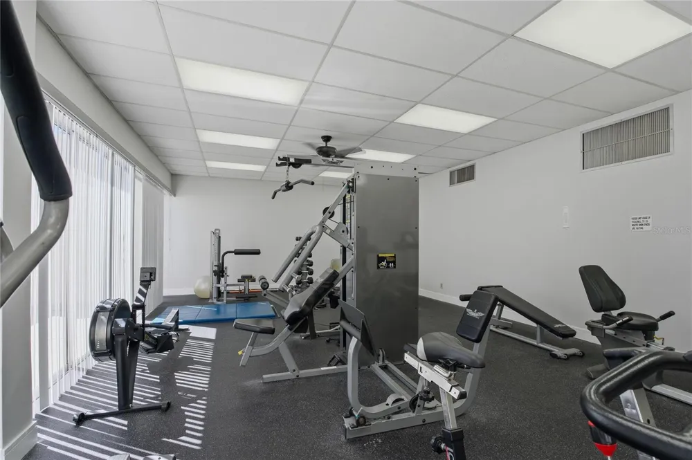 7540 BAY ISLAND DRIVE S #251 South Pasadena, FL 33707