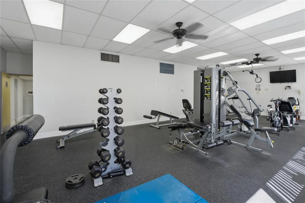 7540 BAY ISLAND DRIVE S #251 South Pasadena, FL 33707