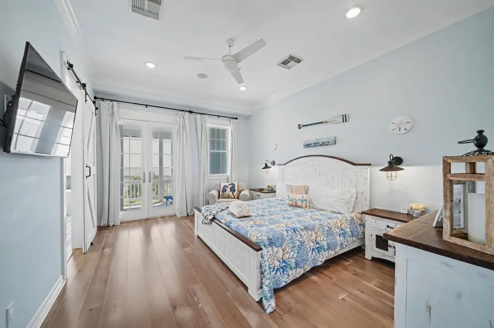1830 Seaside Drive Galveston, TX 77550