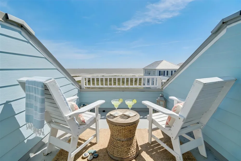 1830 Seaside Drive Galveston, TX 77550