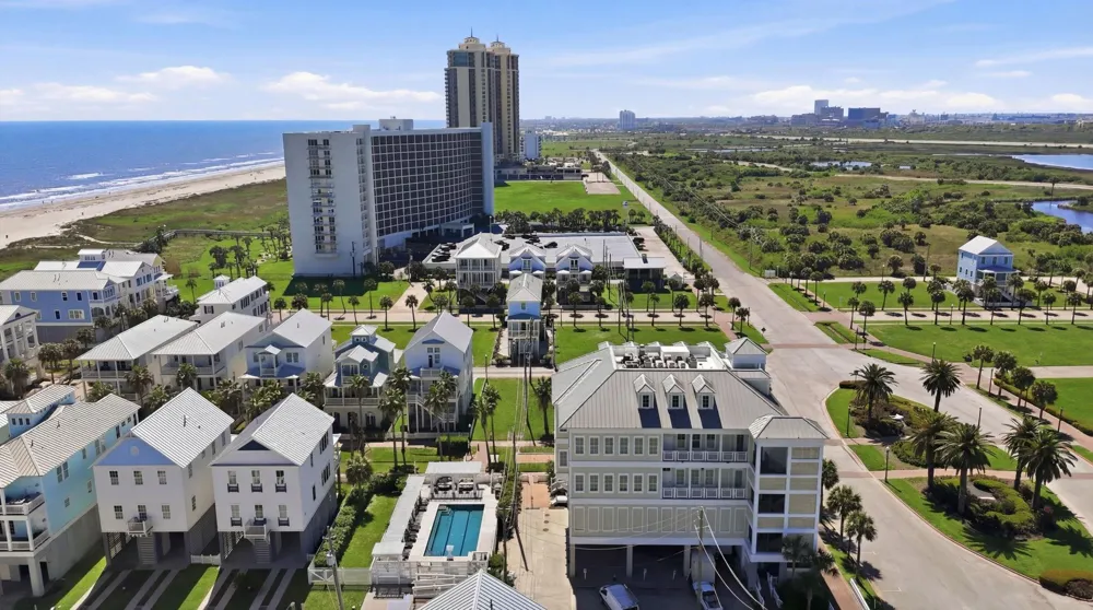 1830 Seaside Drive Galveston, TX 77550