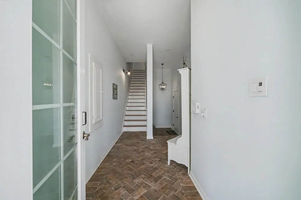 1830 Seaside Drive Galveston, TX 77550