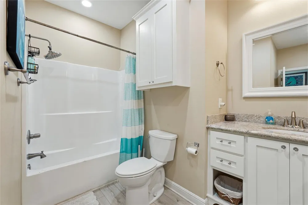 2493 Howell Crystal Beach, TX 77650