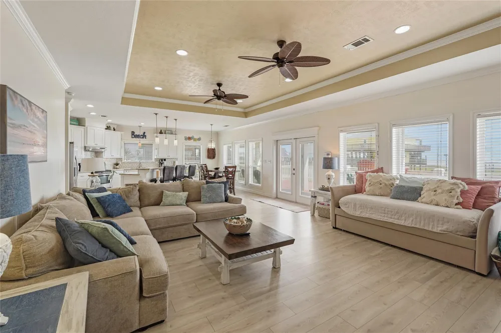 2493 Howell Crystal Beach, TX 77650