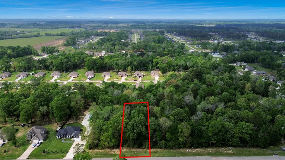 116 County Road 6606 Dayton, TX 77535