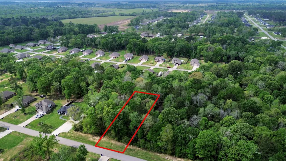 116 County Road 6606 Dayton, TX 77535