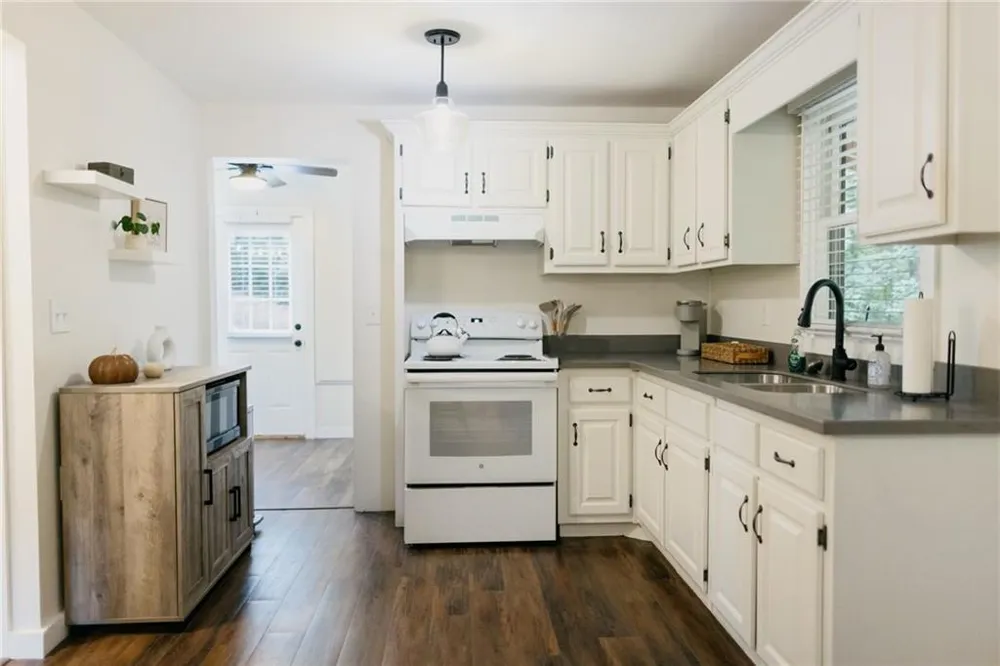 6030 Spout Springs Road Flowery Branch, GA 30542