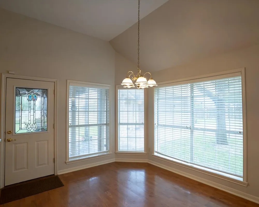 604 Texas Avenue Shiner, TX 77984