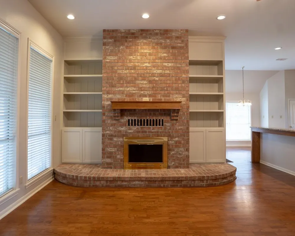 604 Texas Avenue Shiner, TX 77984